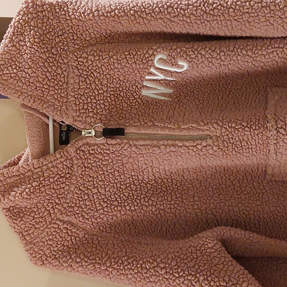 Womens hooded shirt